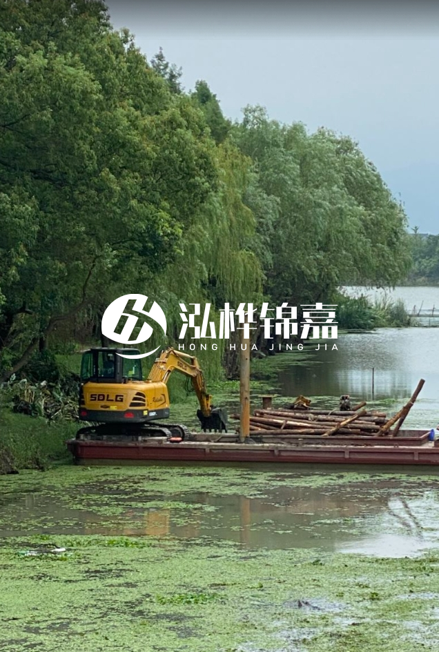 咸寧挖機(jī)打木樁專業(yè)施工-農(nóng)村建房打樁選松木樁好嗎？